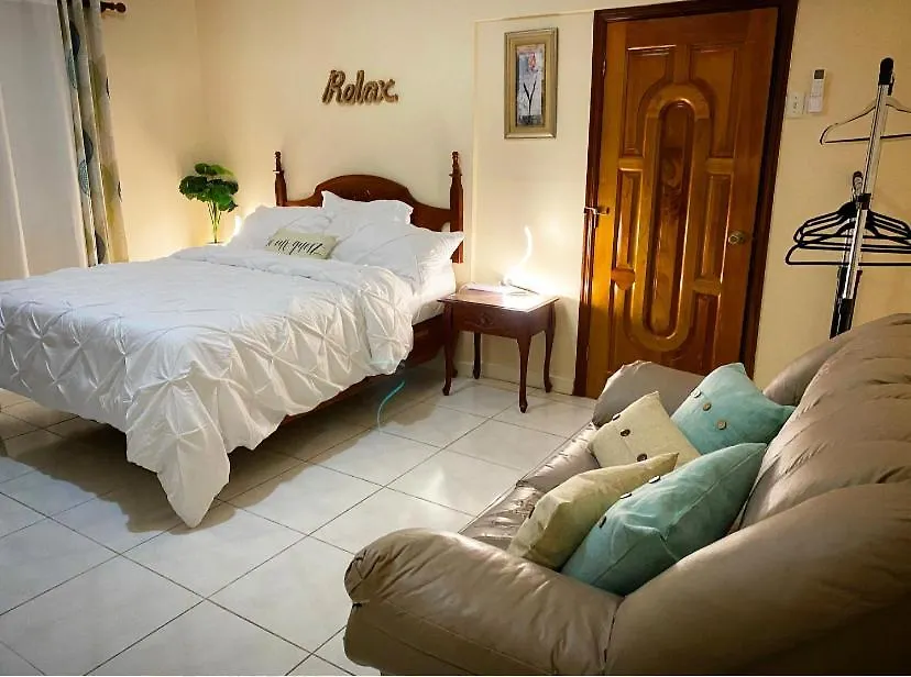 Serenity Condo In New Kingston Business District 0*,
